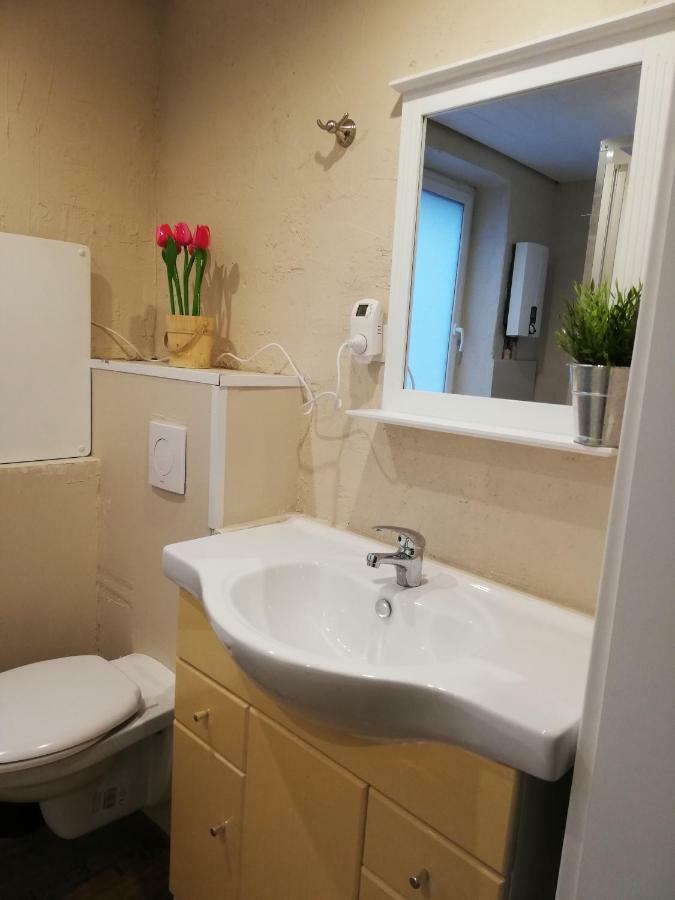 Westerwald Apartments Strassenhaus المظهر الخارجي الصورة